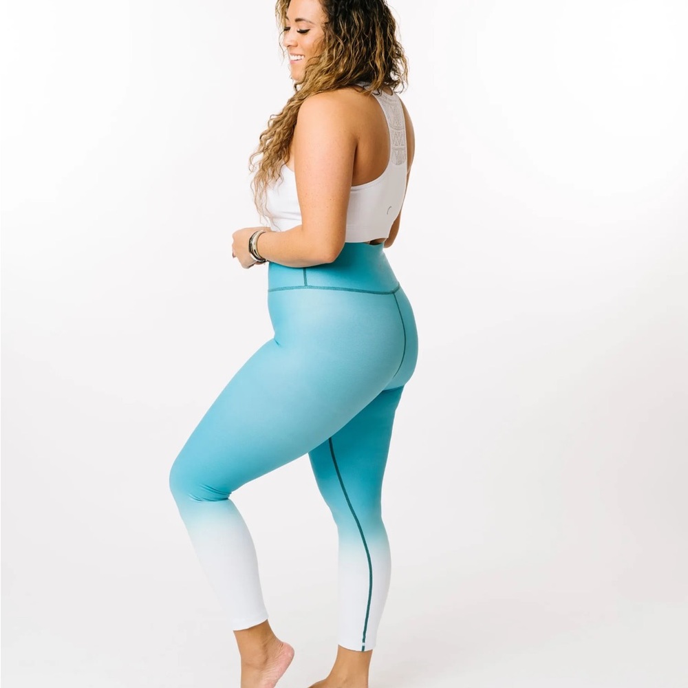 Teal venom metallic ombré light n tight hi-rise 7/8 24”